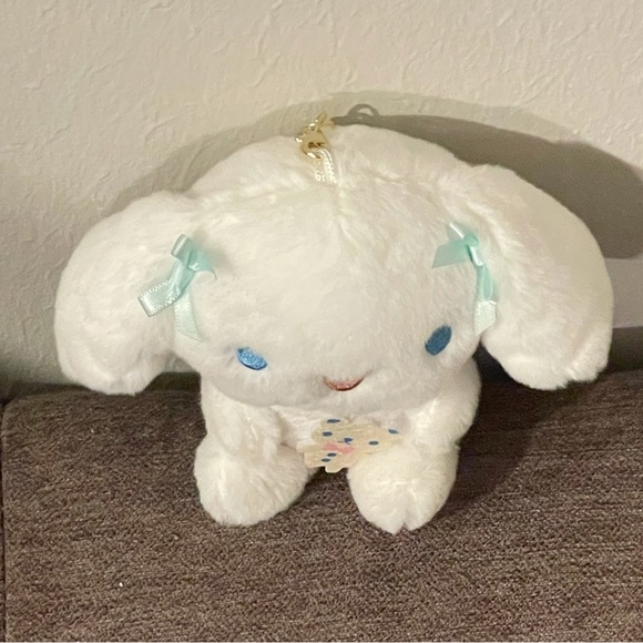 Mint Bows Cinnamoroll Plush Keychain (4.5”) - Picture 3 of 6